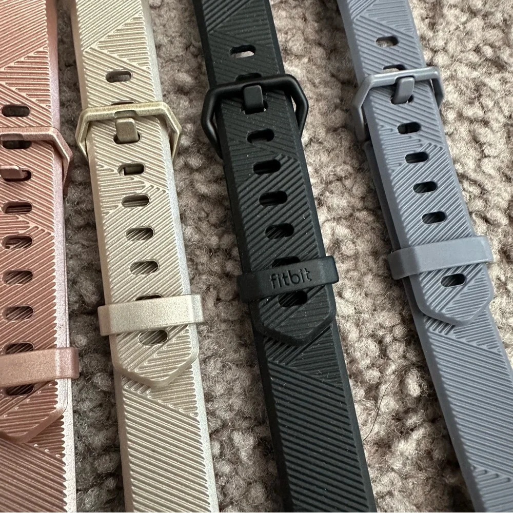 Interchangeable Silicone Rubber Fitbit Alta HR Band Strap Pack (Set of 7)